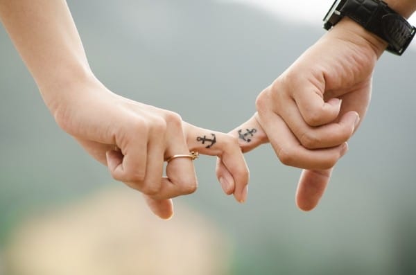 hands-love-couple-together-fingers-people-family